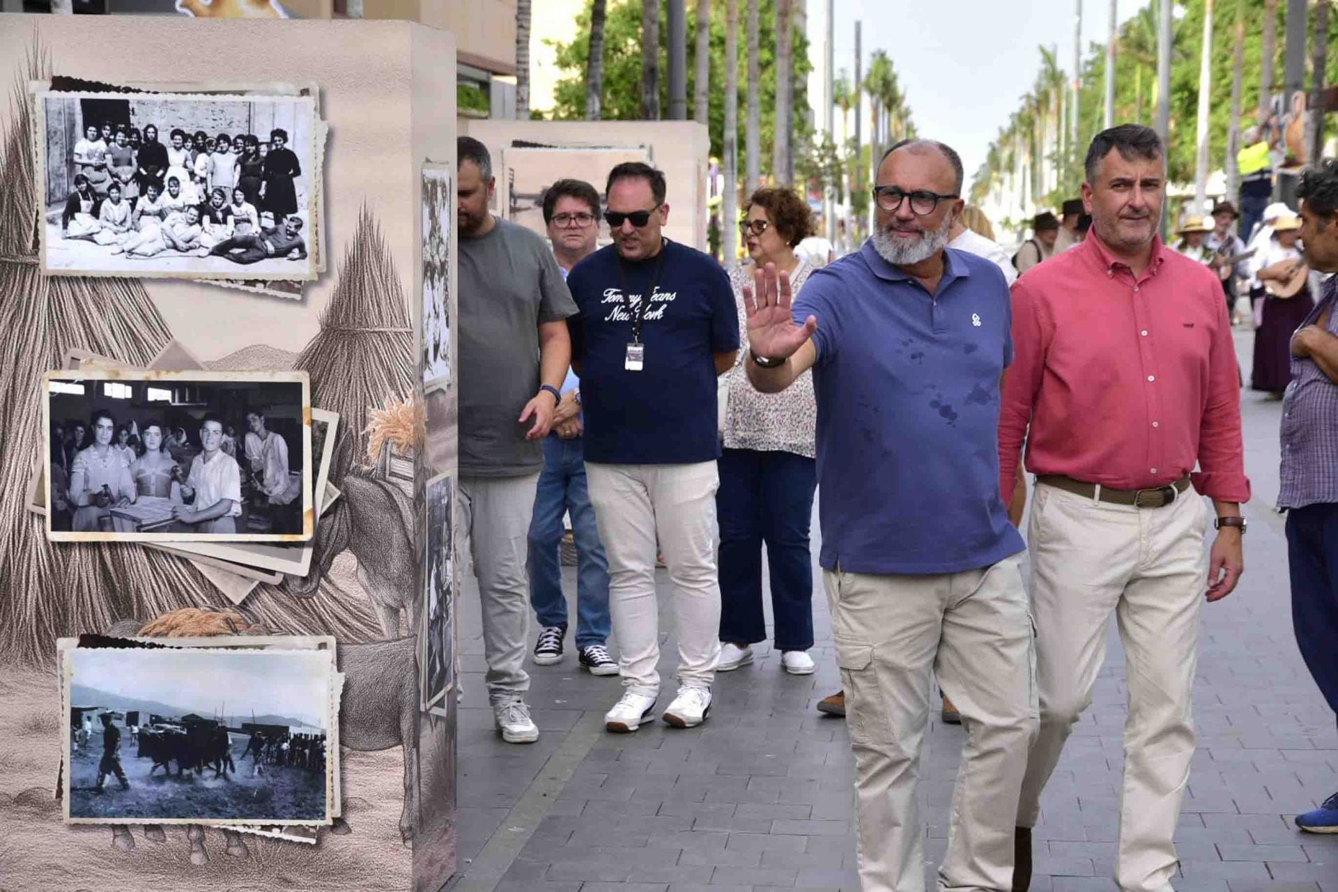 Calor y mucho sabor en la feria del tomate en Santa Lucía en Tirajana