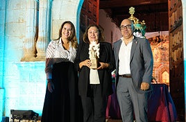 Pregonera, con autoridades.