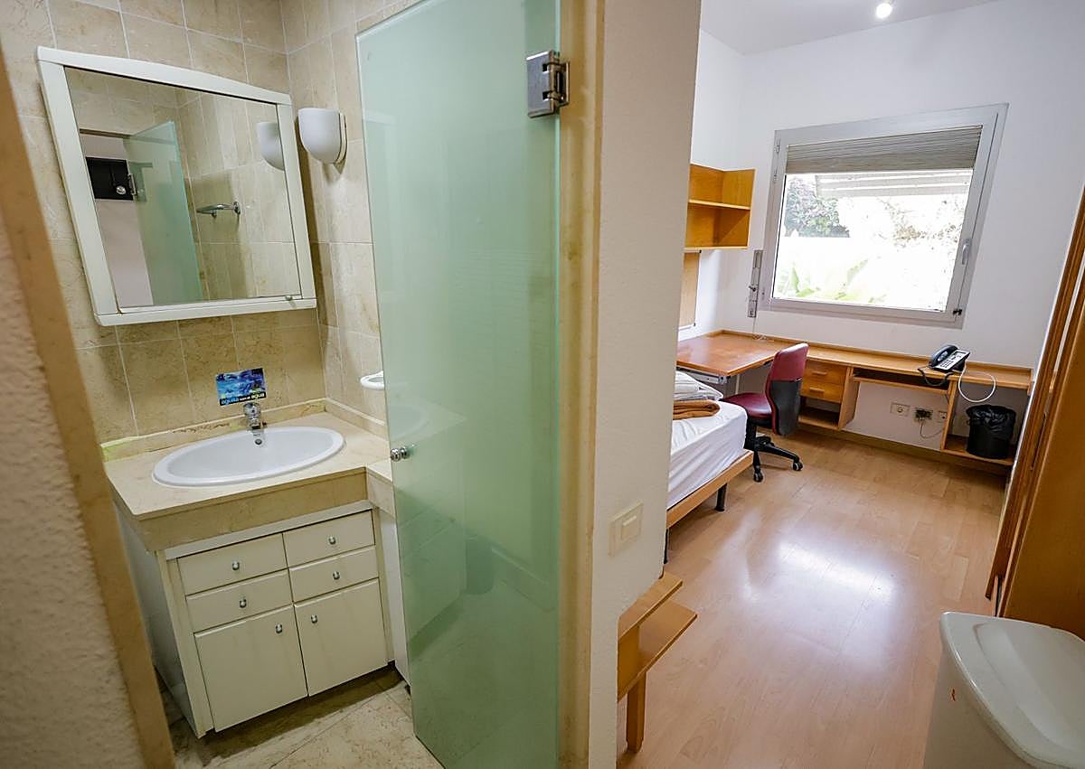 Imagen secundaria 1 - Distintas fotografías tomadas en el interior de la residencia.