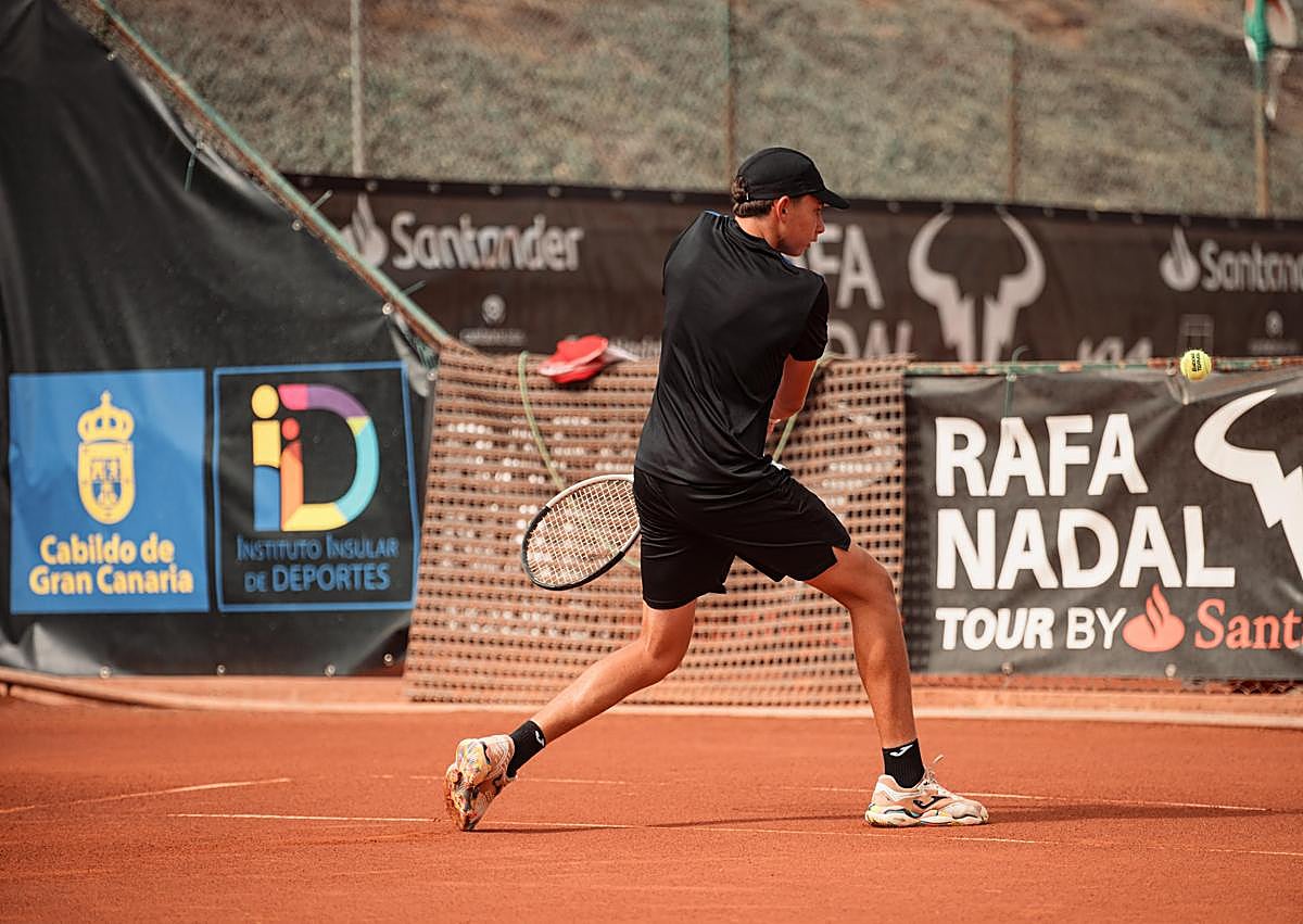 Imagen secundaria 1 - Los canarios José Vega, Marina Ruiz y Marc Toral disputarán las finales del Rafa Nadal Tour By Santander 25