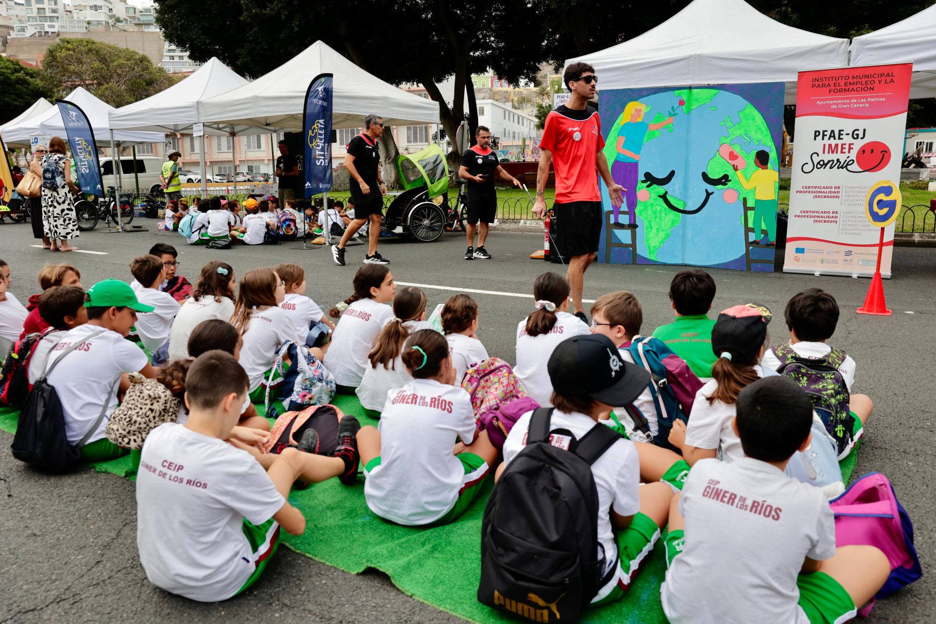 Nueva zona peatonal en el espacio urbano de Arenales