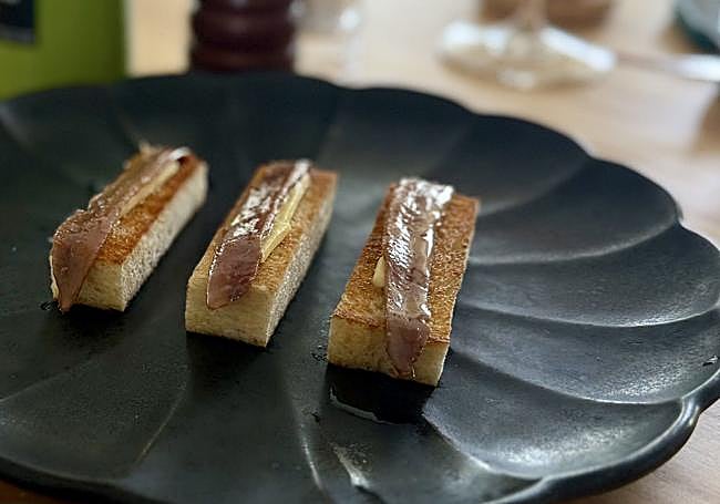 Anchoas en Revés Bistró