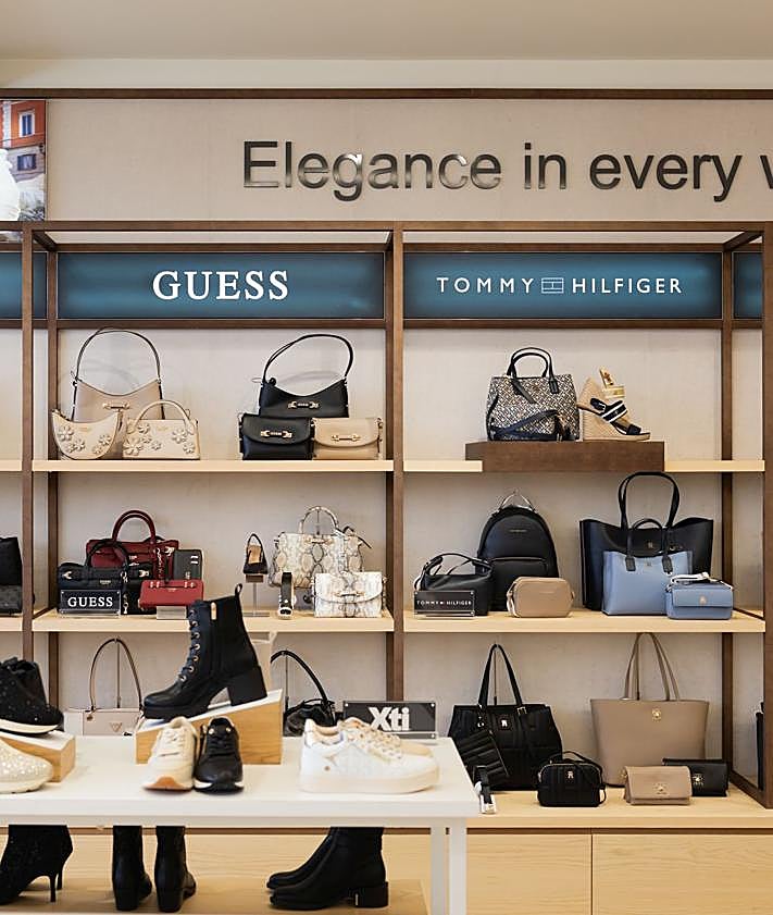 Imagen secundaria 2 - Fund Grube inaugura una nueva tienda en Lanzarote: Fund Grube Teguise Playa