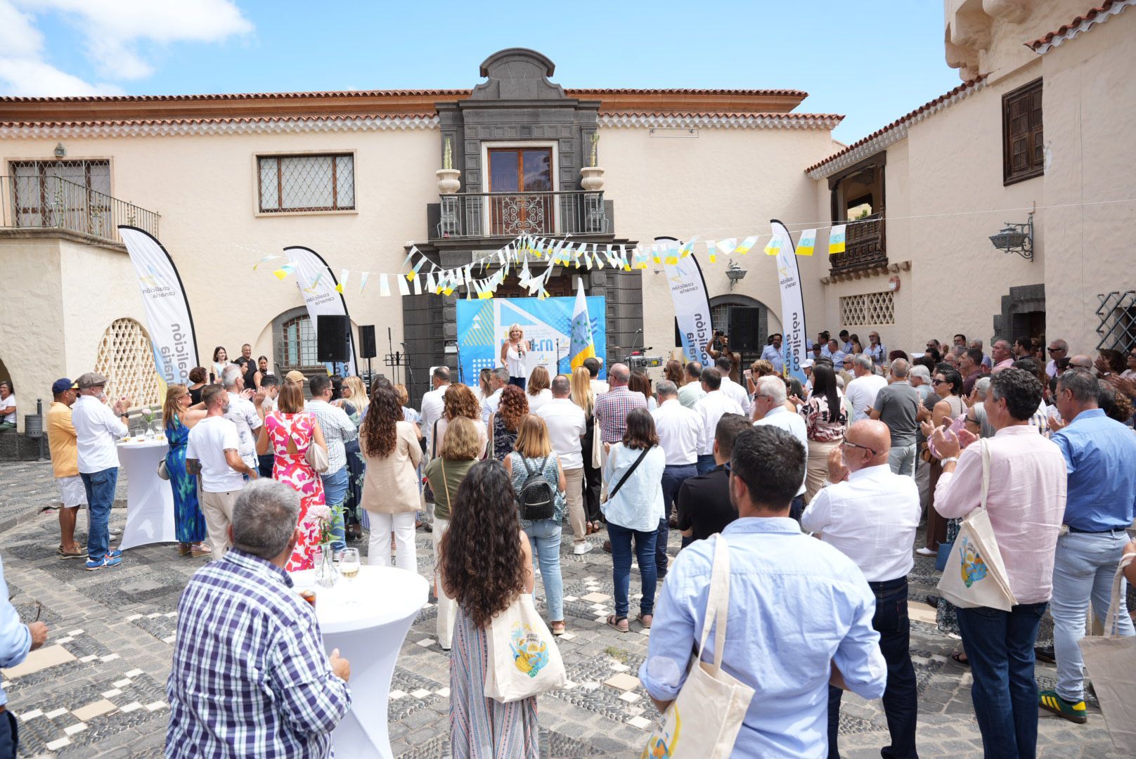 CC inicia el curso político en el Bodegón del Pueblo Canario, en imágenes