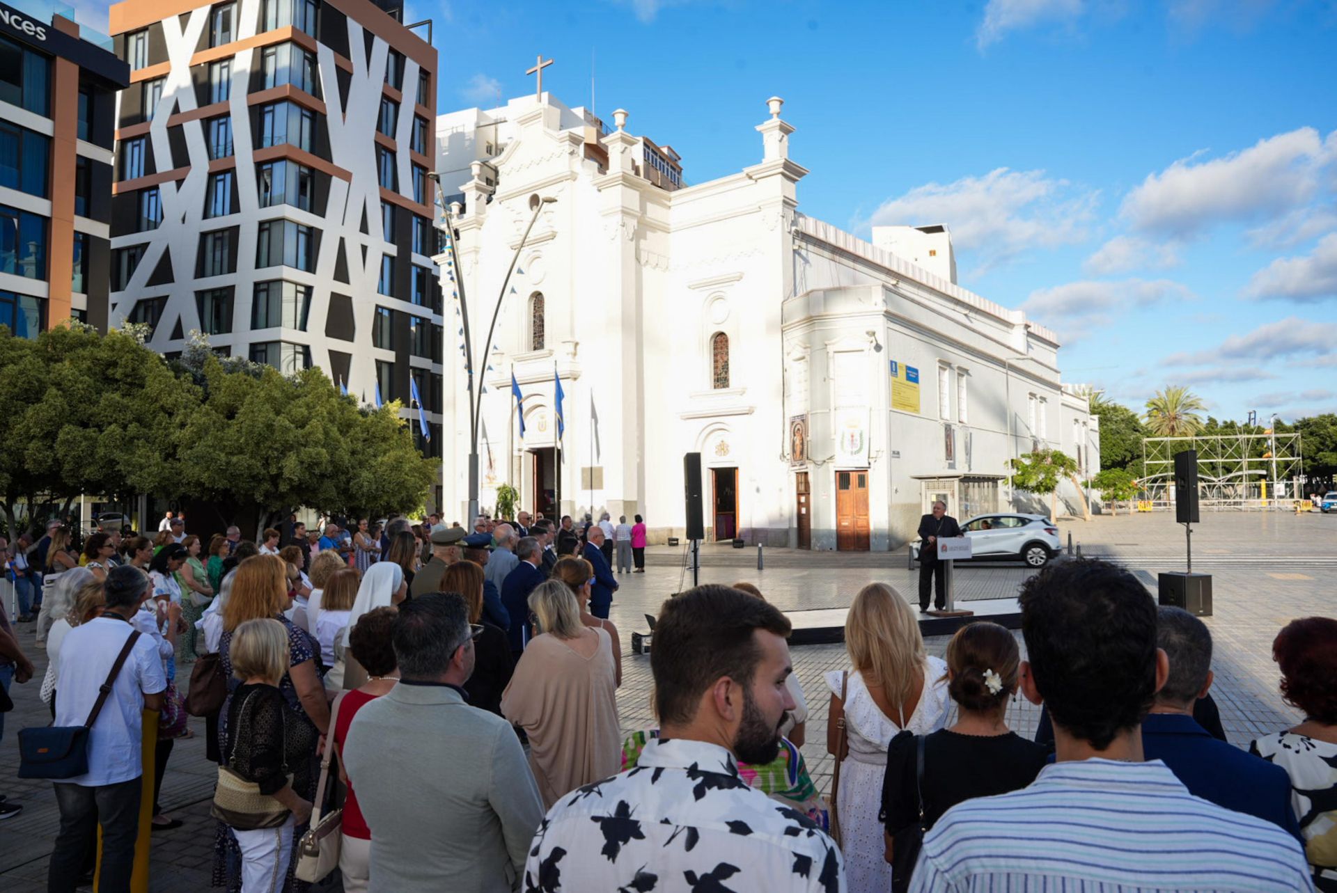 La Iglesia de La Luz inaugura su fachada