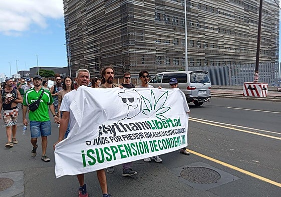 Imagen de la marcha de apoyo a Aythami Santana.