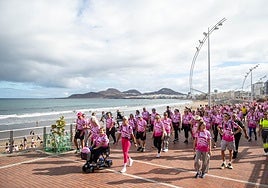 Marea rosa por el cáncer de mama