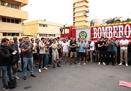 Los bomberos alzan la voz en el Parque Central Miller Bajo
