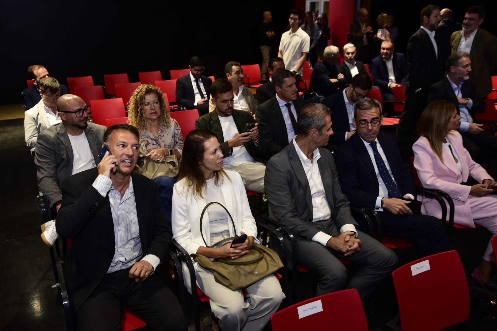 FORO CANARIAS7 &#039;Industria con carácter canario: innovar o naufragar&#039;, en imágenes