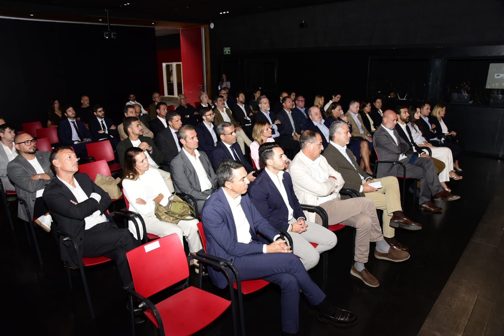 FORO CANARIAS7 &#039;Industria con carácter canario: innovar o naufragar&#039;, en imágenes