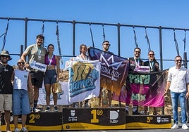 Una de las escenas que dejó la entrega de premios.