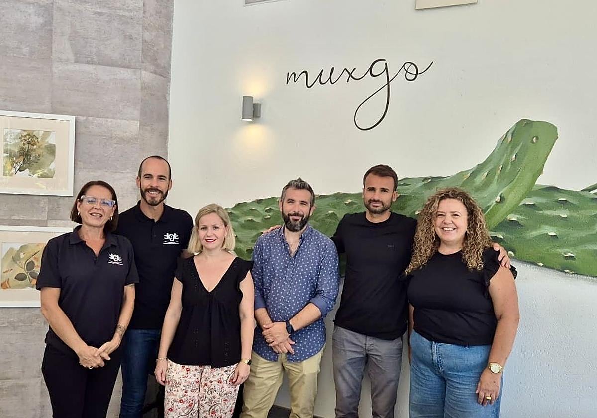 Borja Marrero y alumnos del PFAE