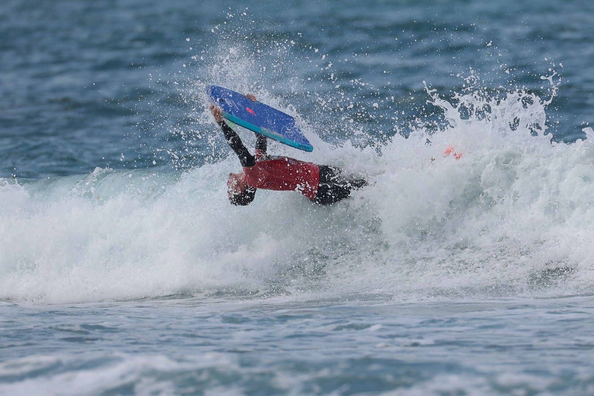 Puro espectáculo sobre las olas de la capital.