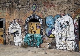 El monumento que corona el risco de San Juan sufre vandalismo constante.