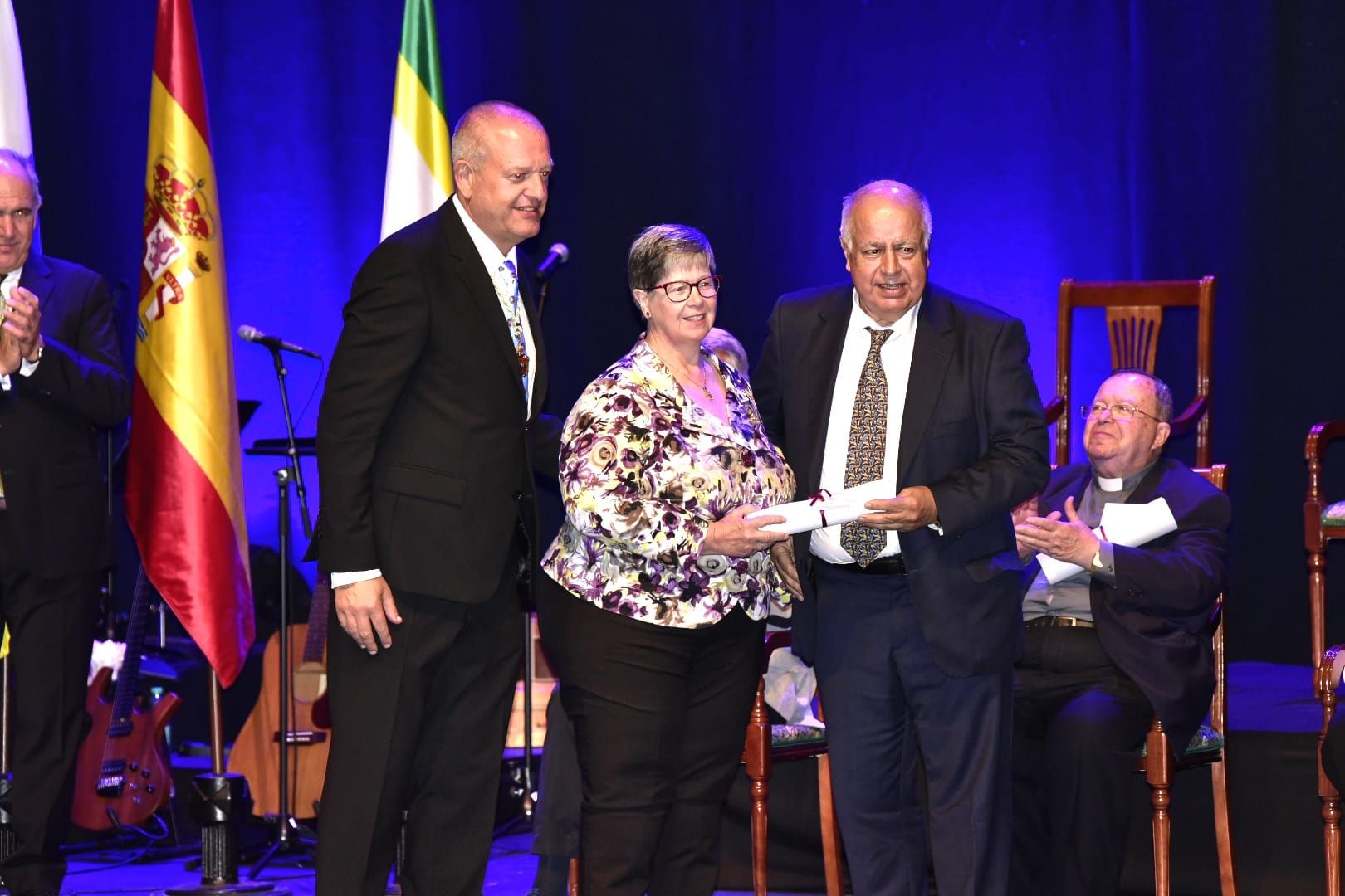 El Ayuntamiento de Teror entregó los Honores y Distinciones del Pino 2025