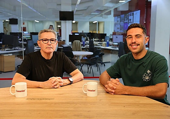 Carlos Marín y Óliver Viera en la redacción del CANARIAS7.