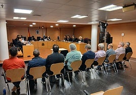 Protagonistas de la vista, en la sesión inicial la pasada semana en Arrecife.