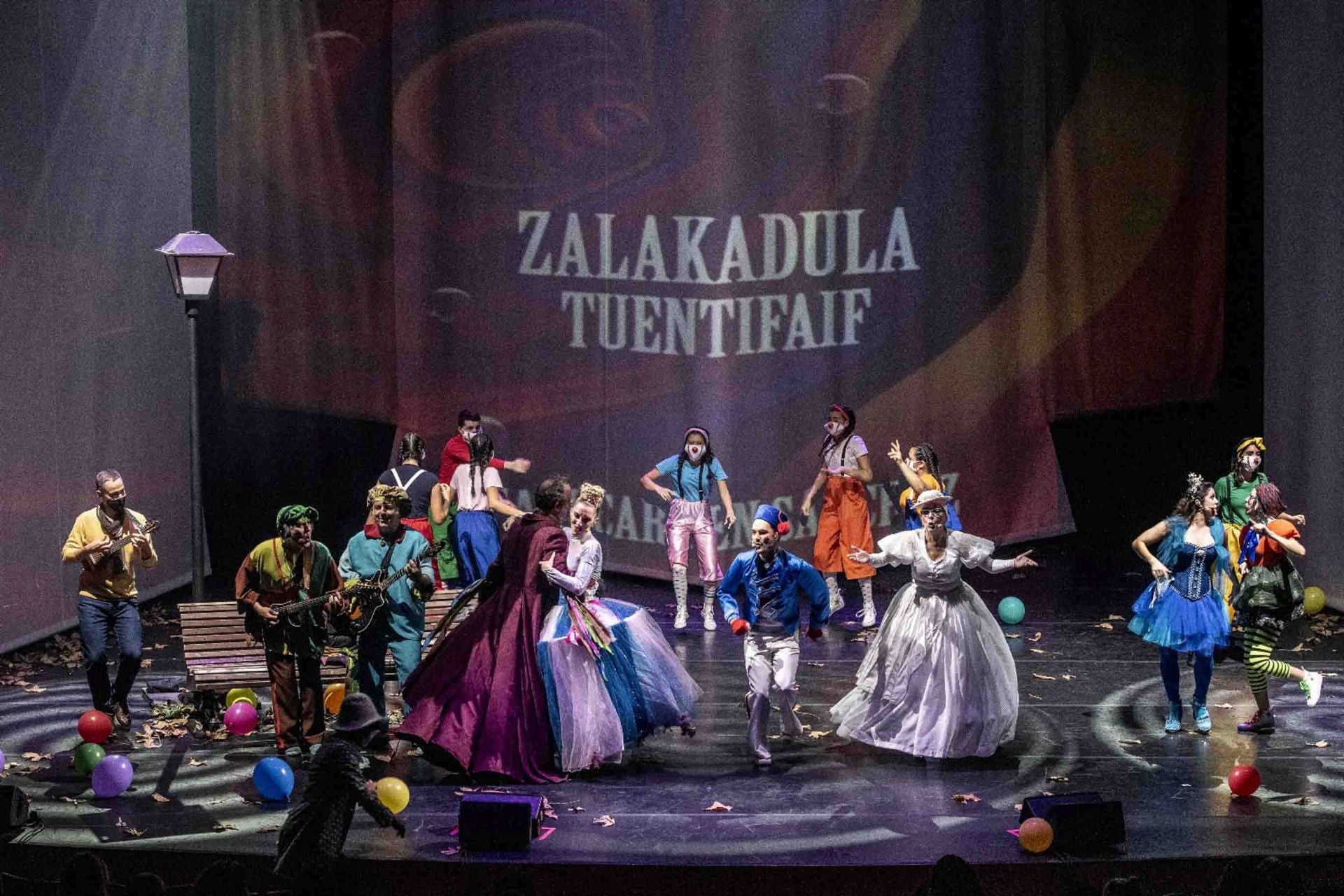 Zalakadula cumple 30 años