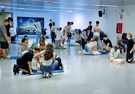 500 personas participan en jornadas sobre reanimación cardiopulmonar