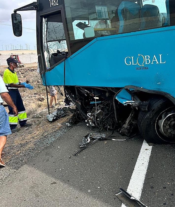 Imagen secundaria 2 - El expolicía Fermín provocó el choque mortal en Juan Grande