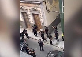 La Policía Nacional desarticuló el pasado martes un punto de venta de drogas dirigido por 'El Guaca'.