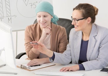 Mujeres supervivientes de cáncer de mama: el difícil retorno al trabajo