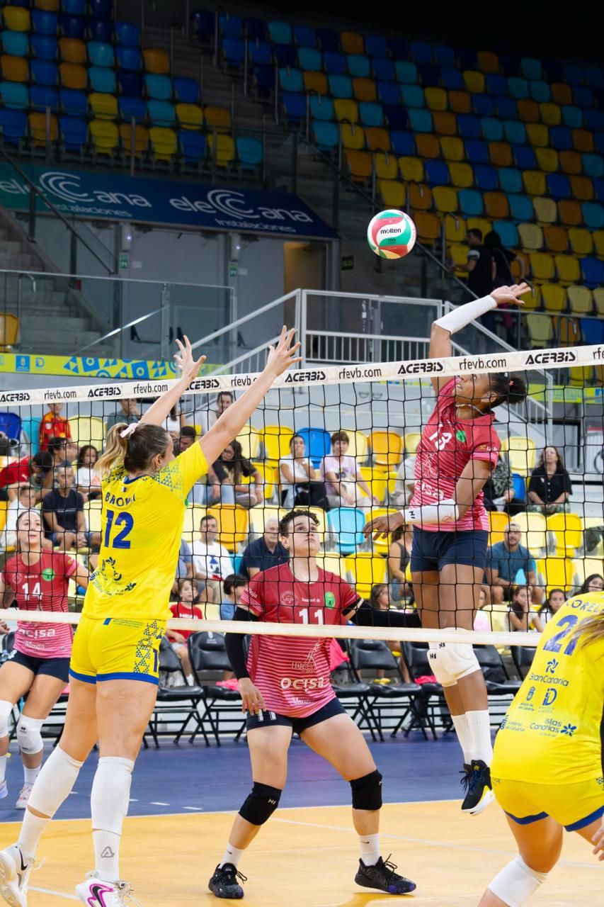 Momento del partido entre el Olímpico y el Haro Rioja.