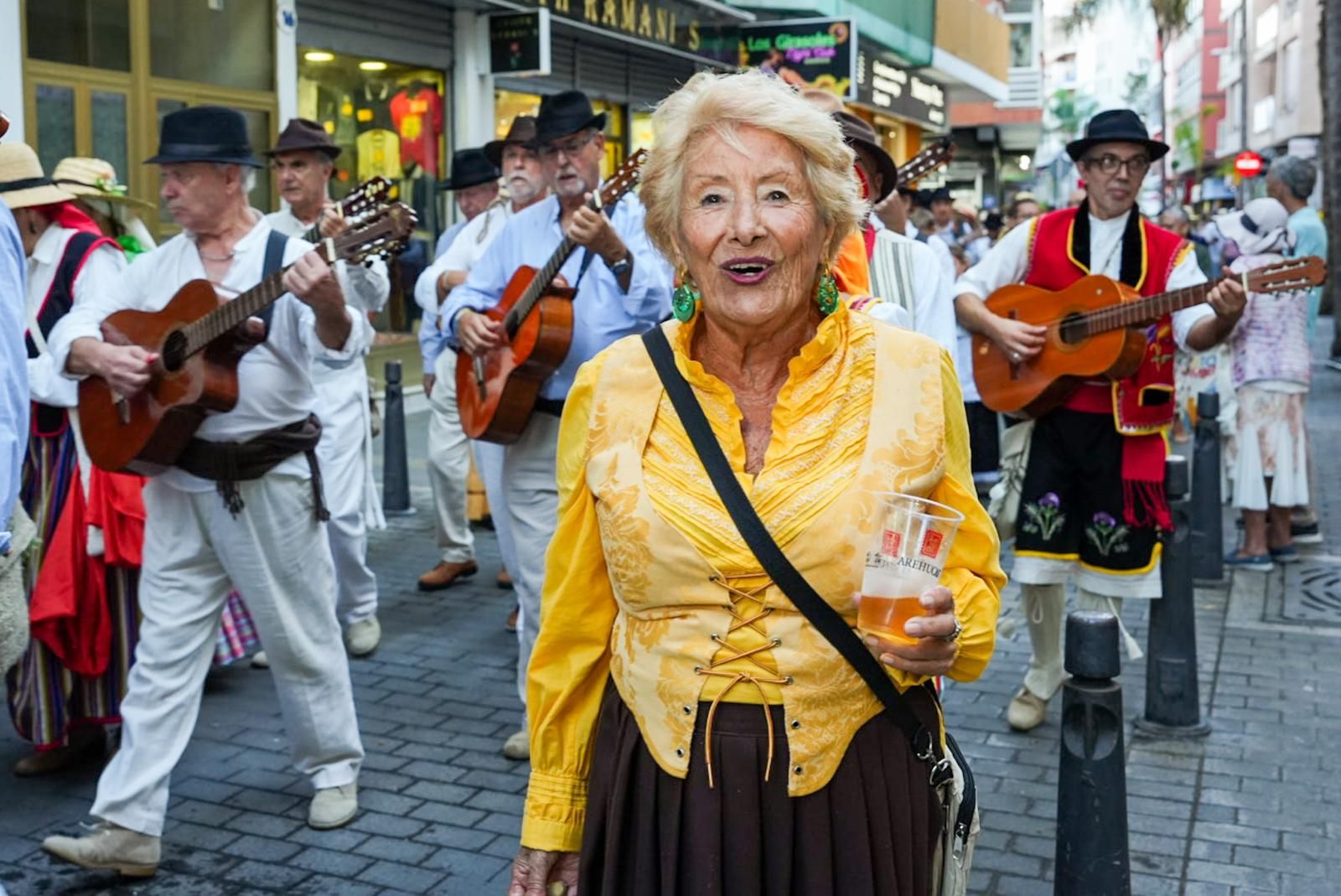 Las mejores imágenes de la romería ofrenda de La Naval