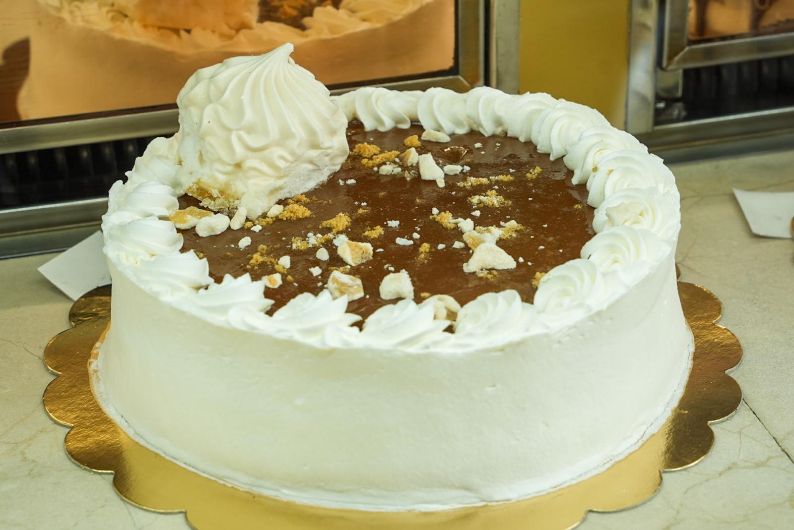 Segunda generación al frente de la pastelería Dulceamor