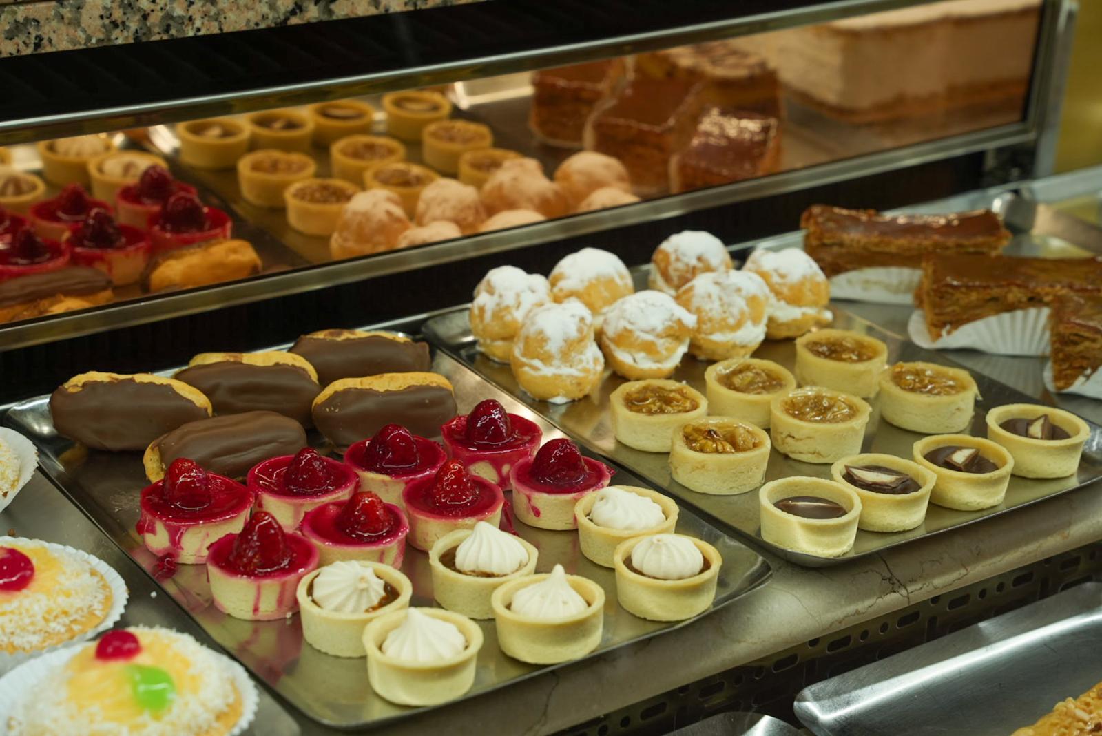 Segunda generación al frente de la pastelería Dulceamor