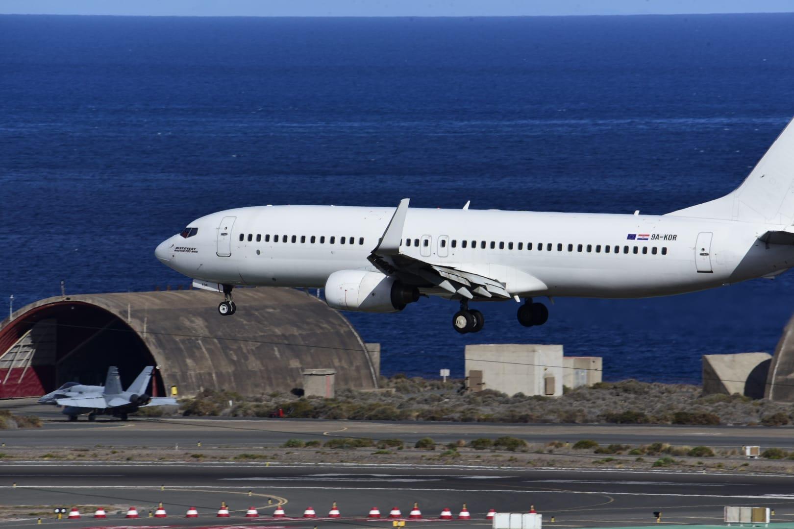 Maniobras de la OTAN sobre el cielo de Canarias, en imágenes