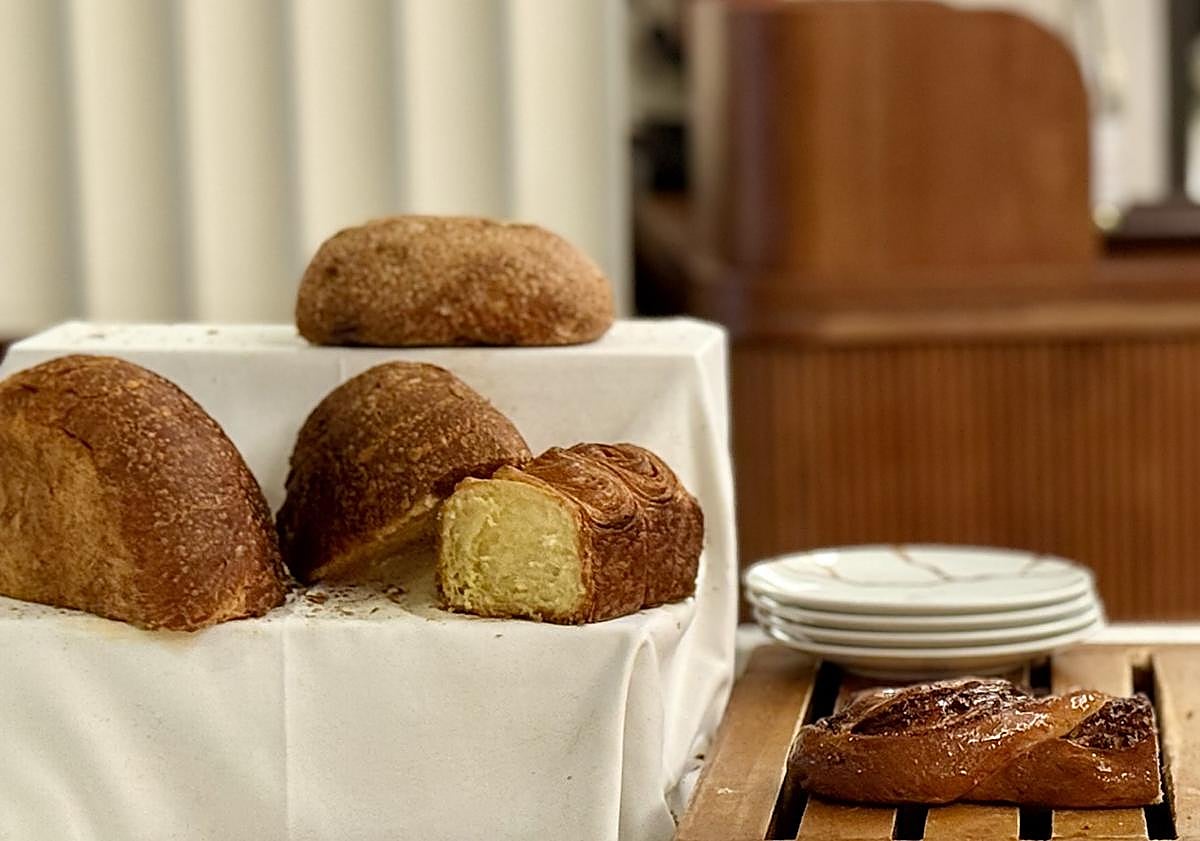 Imagen principal - Pan, mantequilla y aceite en 'Legends Dinner'