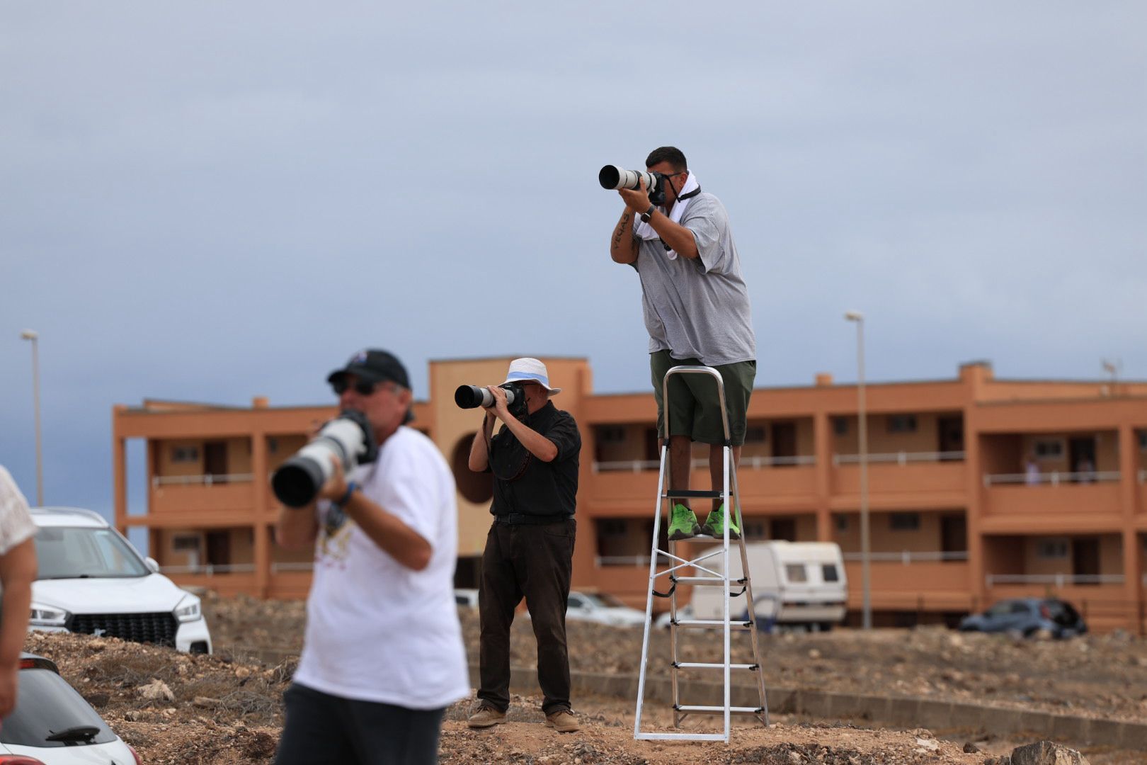 Spotters en Gando: la pasión por la aviación en el cielo de Gran Canaria