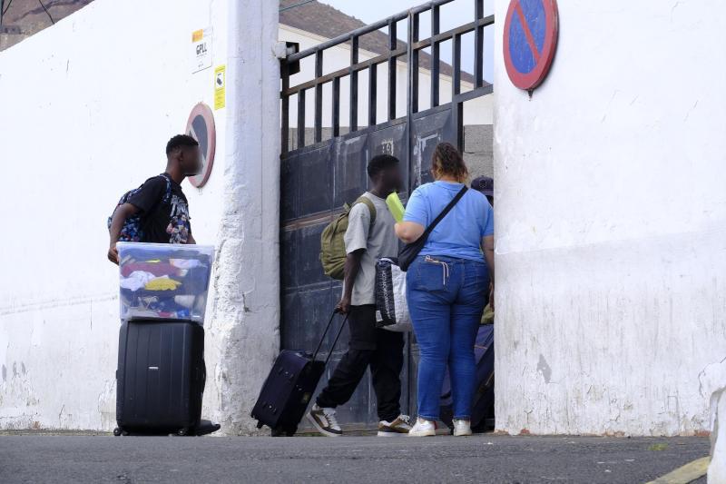 Imagen de archivo de la llegada de menores migrantes solicitantes de asilo al recurso Canarias 50 en La Isleta.