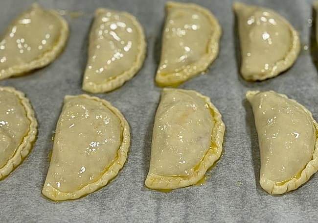 Disponemos en bandeja y horneamos