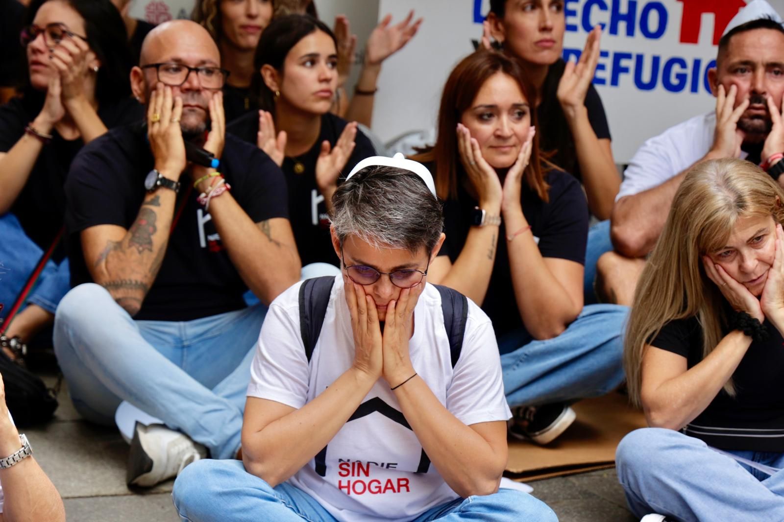 Cáritas da voz y rostro a las personas sin hogar