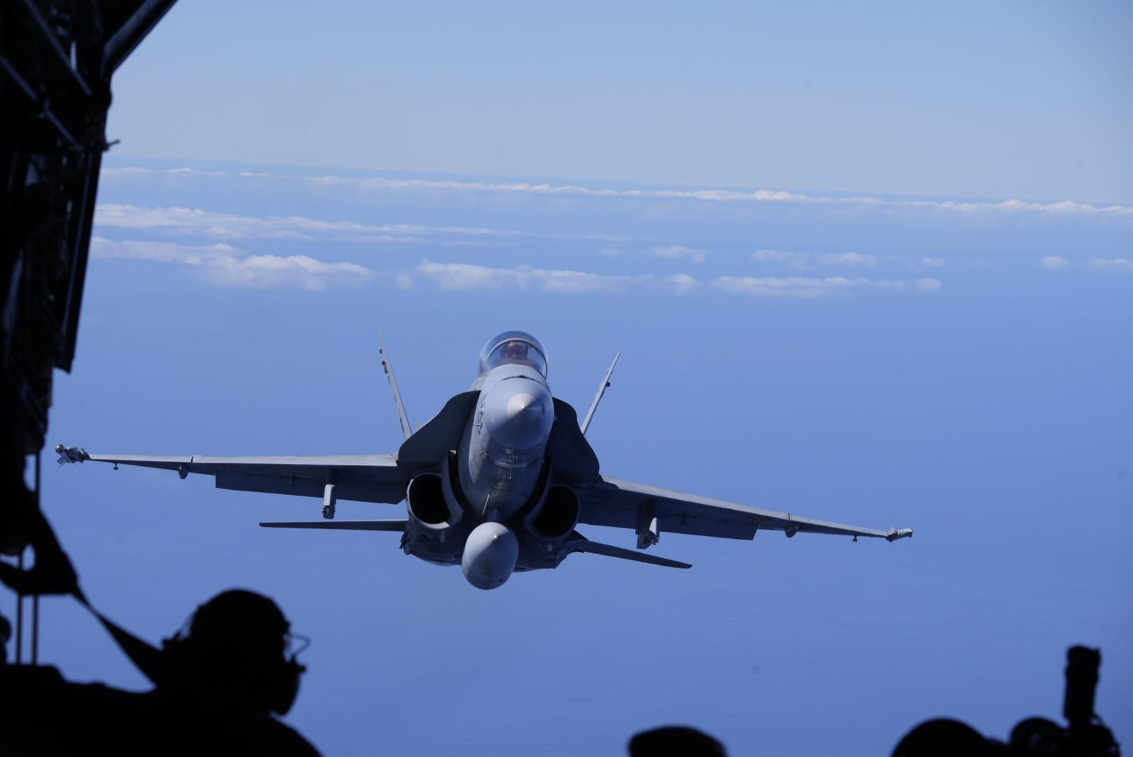 El Ejército del Aire informa en la Base Aérea de Gando, en imágenes