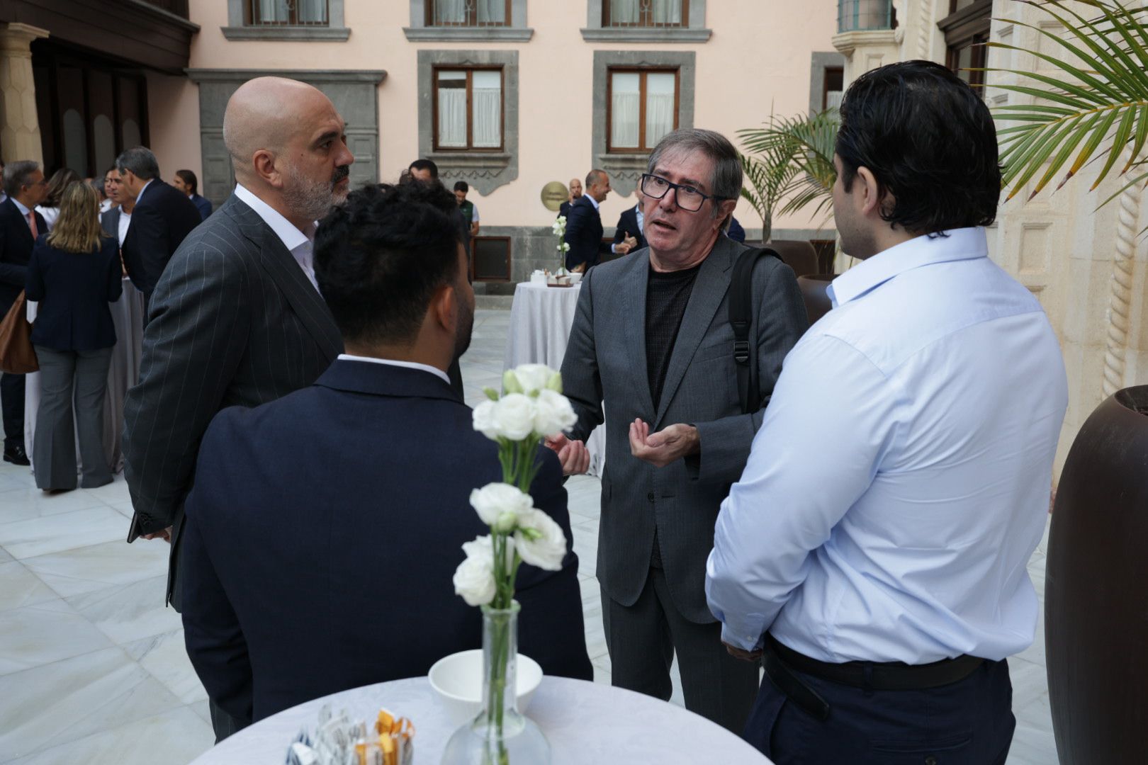 La APD pone el foco en las implicaciones del blockchain y los criptoactivos