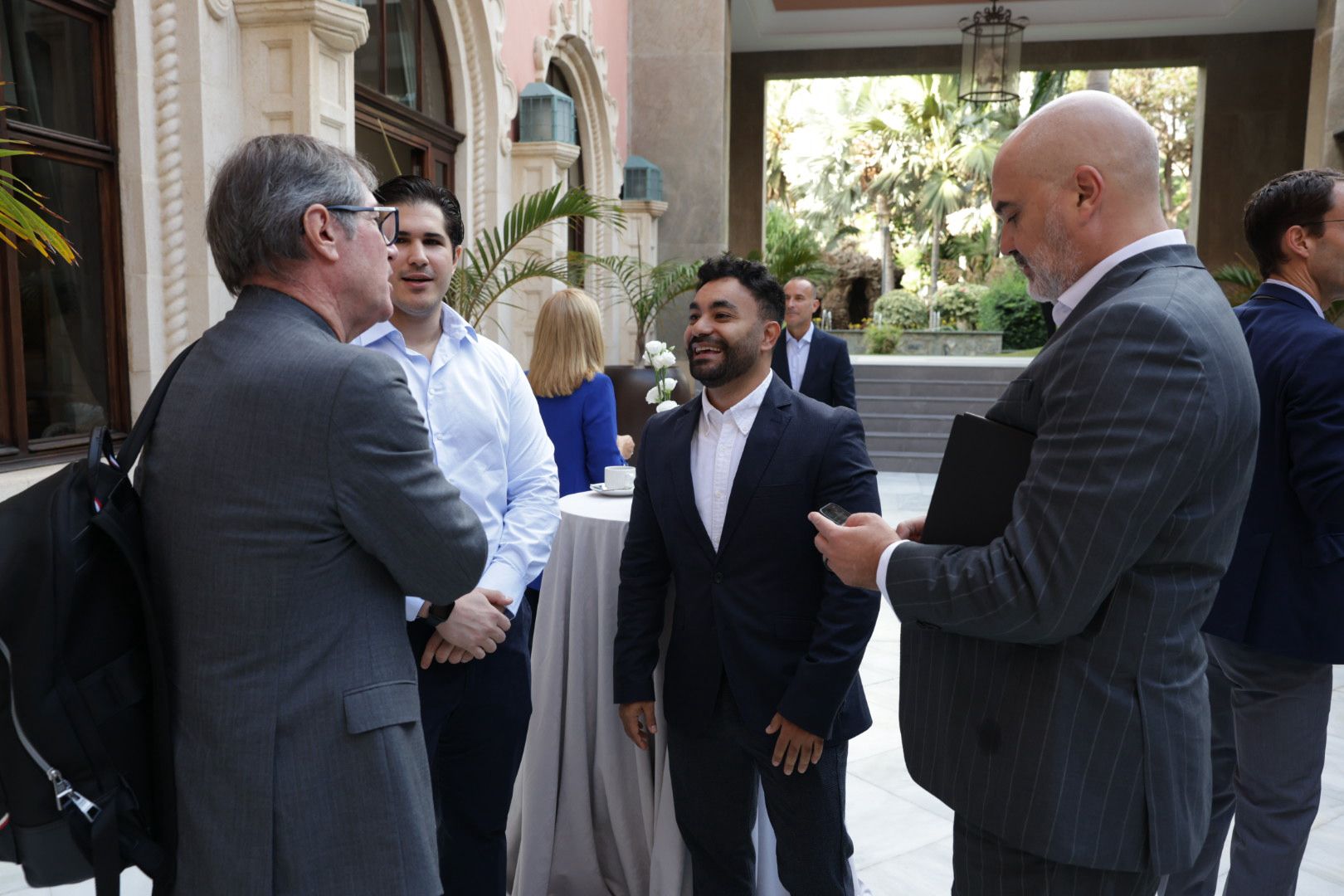 La APD pone el foco en las implicaciones del blockchain y los criptoactivos