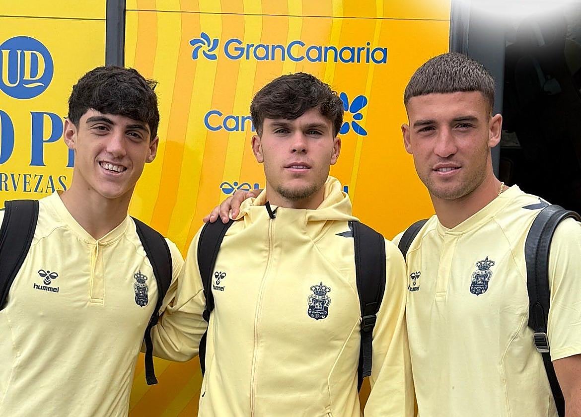 Pezzolesi, Iñaki y Herzog, tres que apuntan al once titular este martes, a la salida de la expedición de la UD a la capital extremeña.