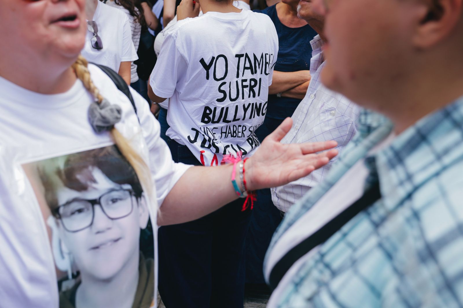 Los estudiantes exigen en la calle protección ante el acoso escolar