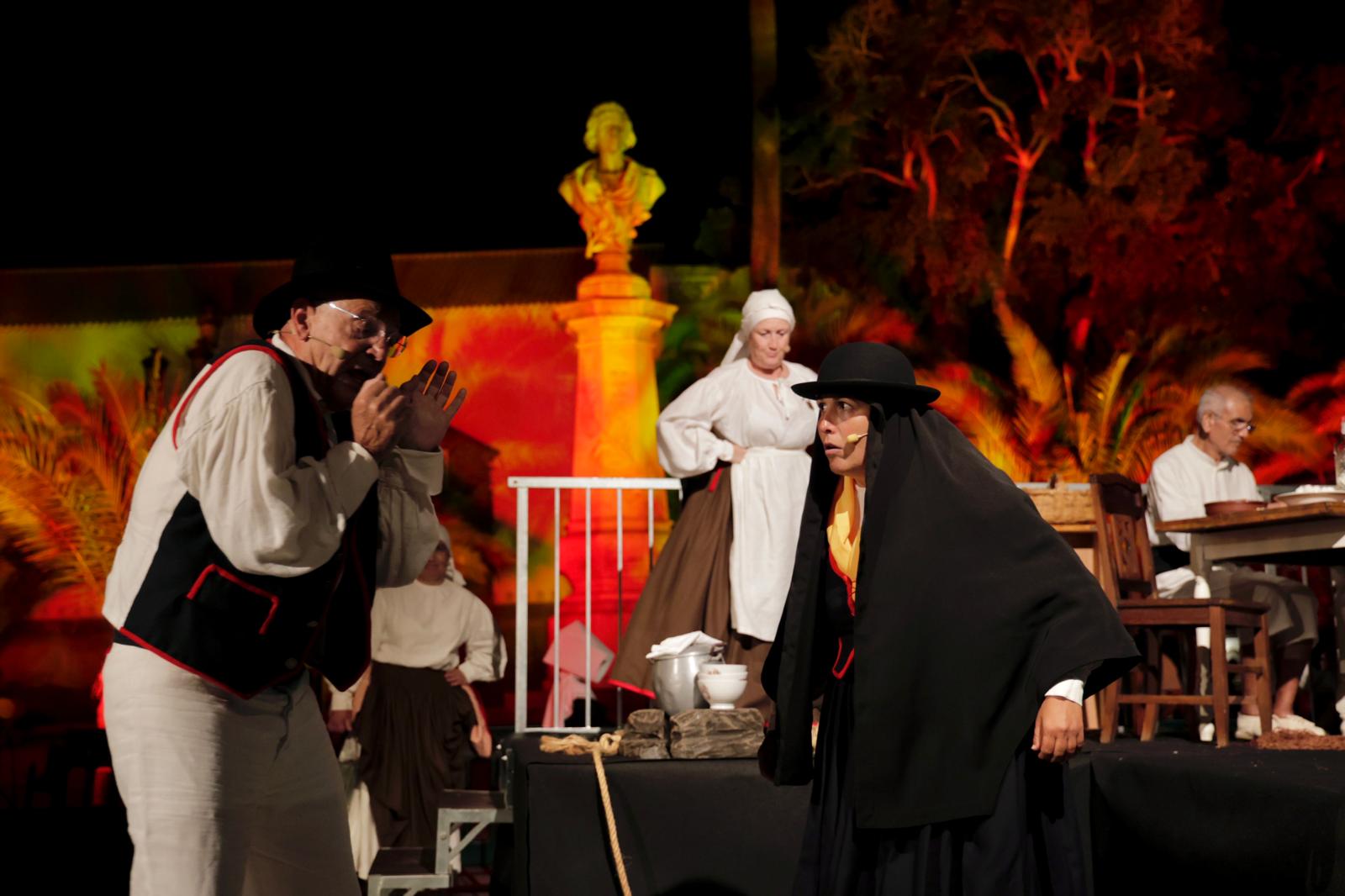 Tradición y canariedad en la noche de Los Finados