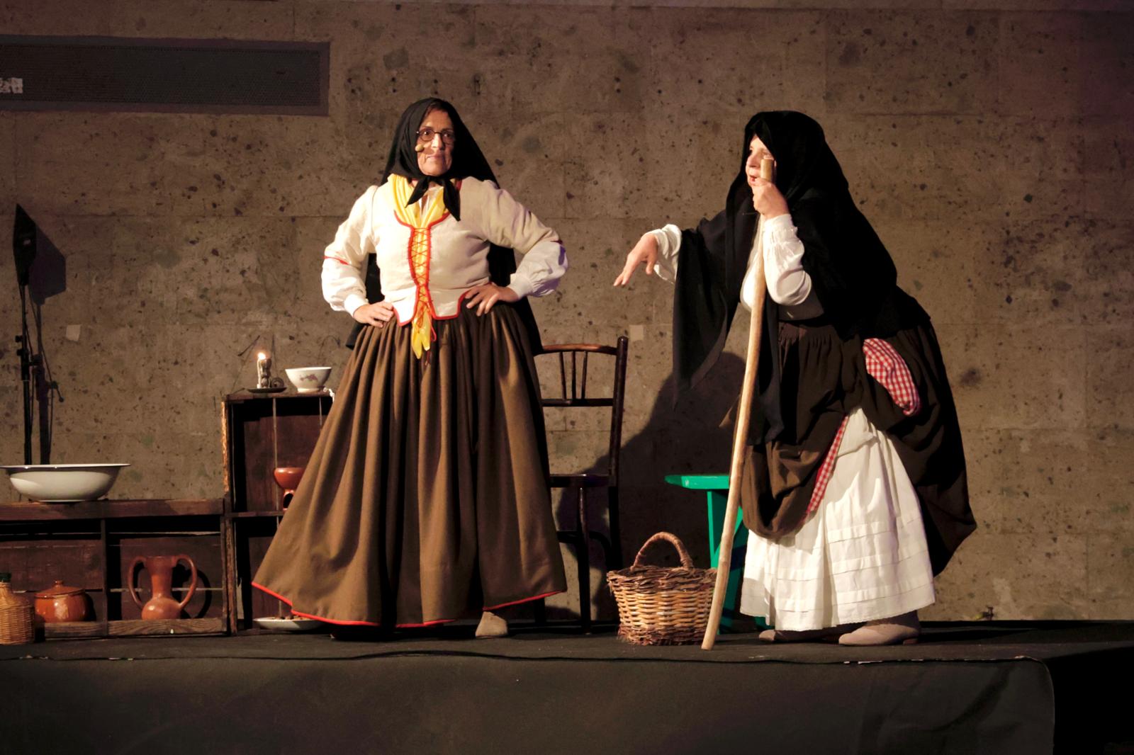 Tradición y canariedad en la noche de Los Finados