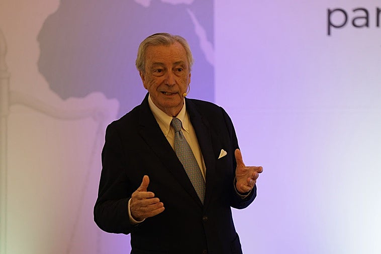 Jorge Dezcallar, durante la conferencia que ofreció este viernes en Las Palmas de Gran Canaria.