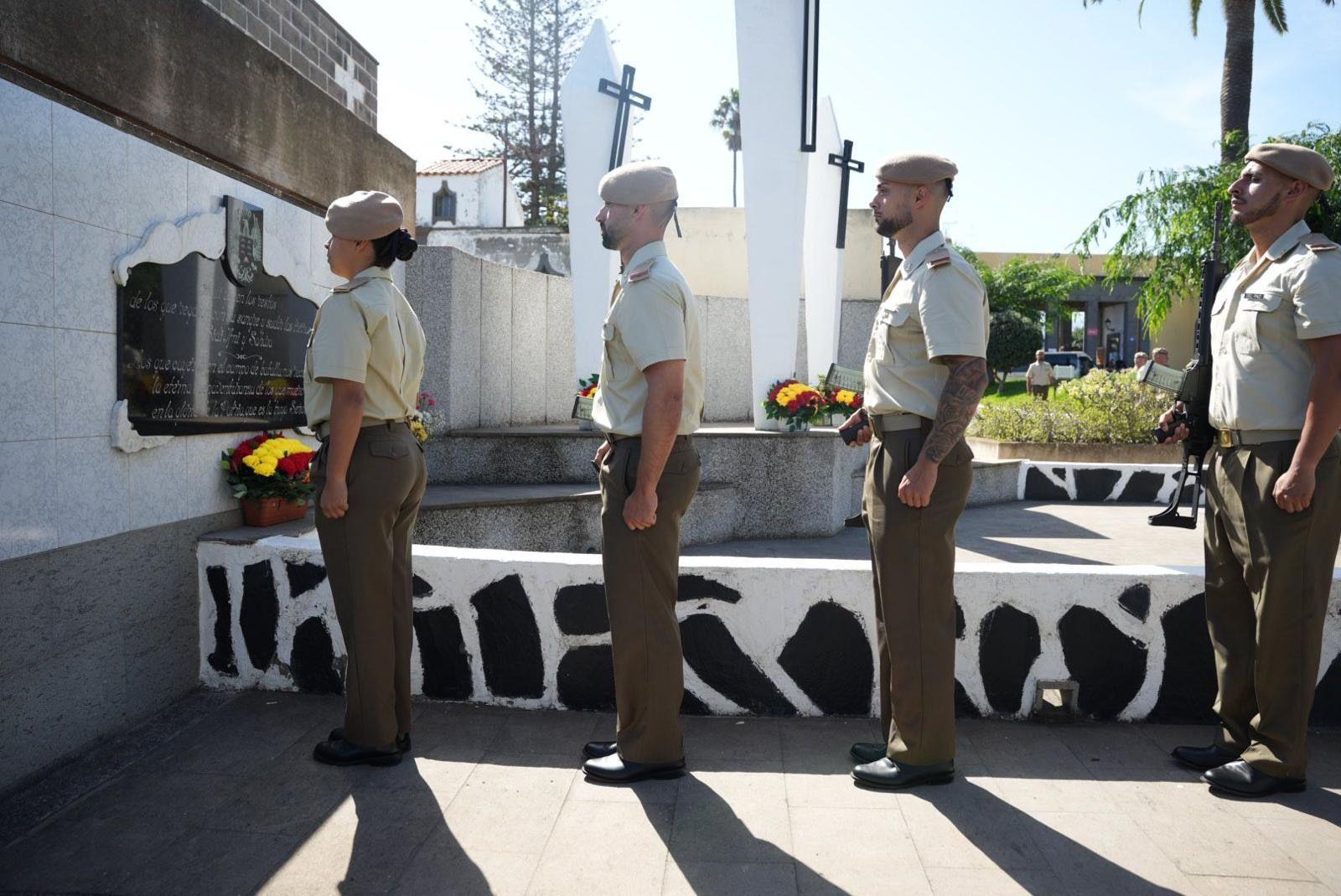 Emotivo acto de homenaje a los caídos por España