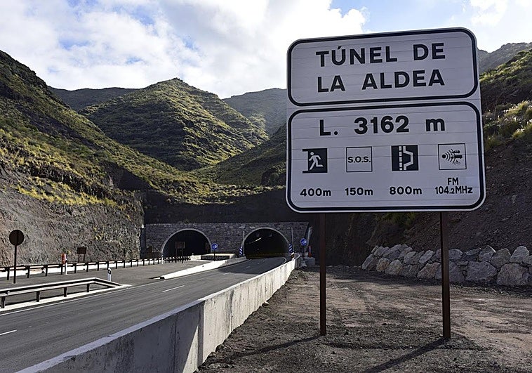 Imagen de la entrada al túnel de La Aldea, en la carretera que une este municipio con Agaete.