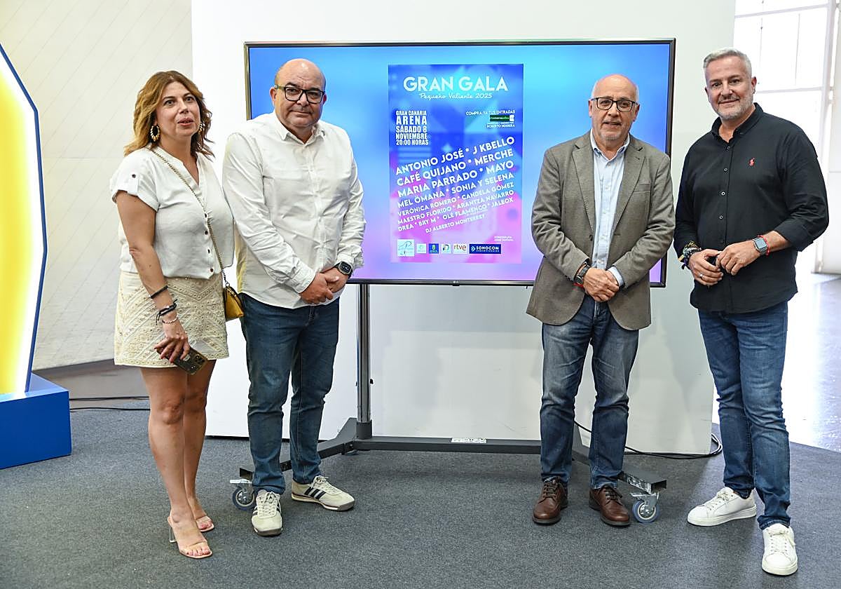 Francisca González, José Juan Jerez, Antonio Morales y Roberto Herrera en la presentación de la gala.