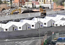 Otros 100 menores entrarán esta semana en el recurso transitorio del Canarias 50.