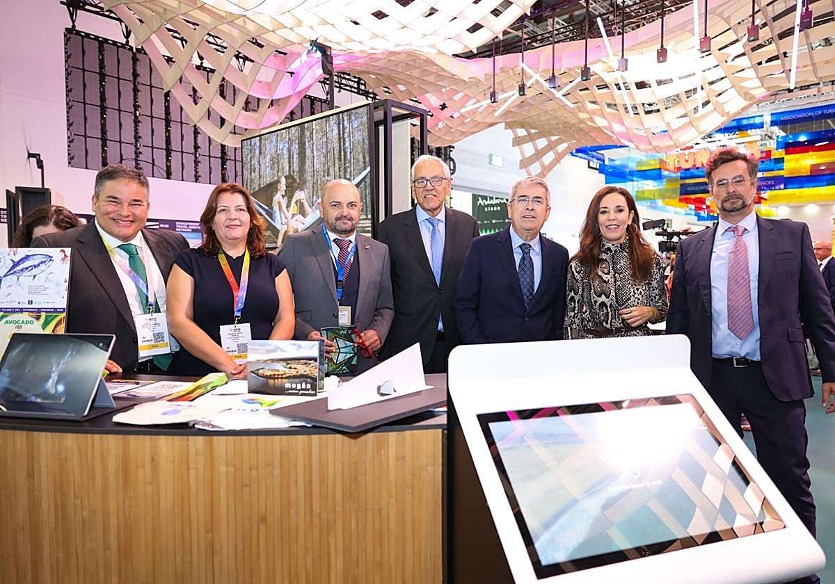 Responsables de turismo de Gran Canaria y Canarias en la World Travel Market.