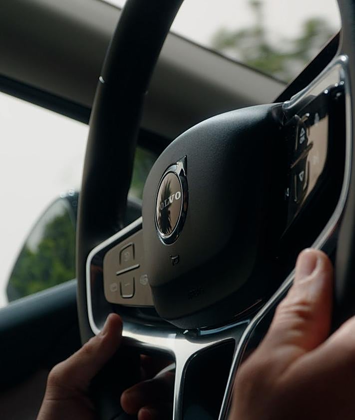 Imagen secundaria 2 - Imagen del nuevo Volvo EX90.